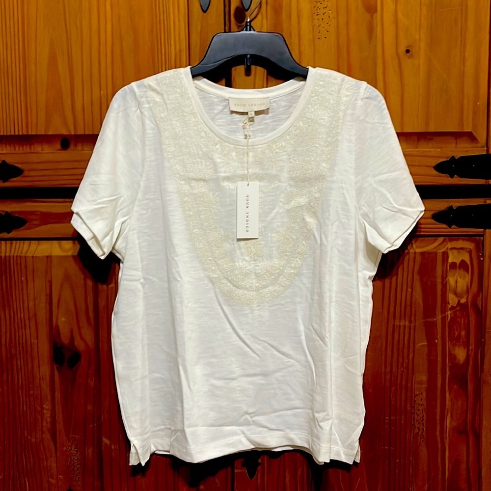 NWT Souk Indigo Ivory Top